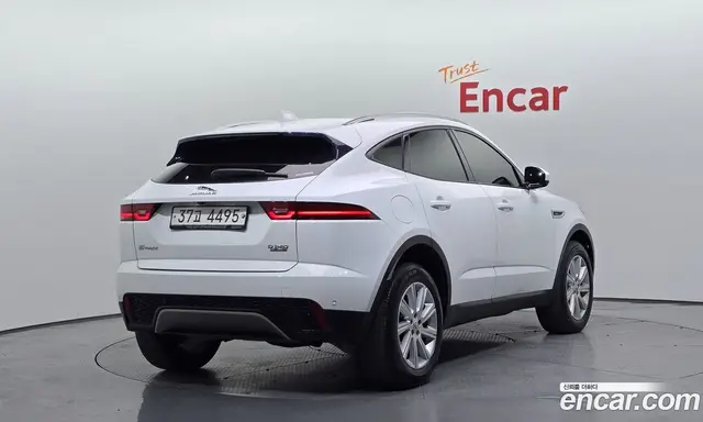 Jaguar E-Pace 2019 2.0 автомат (гидро), миниатюра 2 Jaguar E-Pace 2019 2.0 автомат (гидро), миниатюра 2