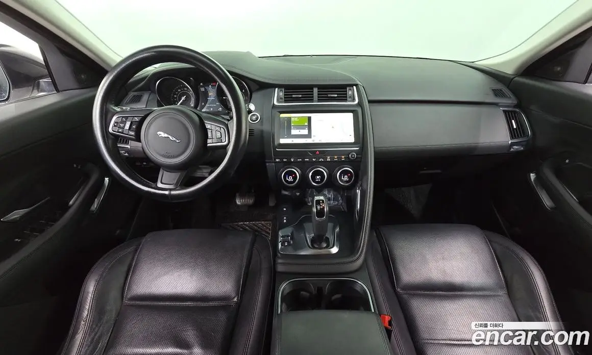 Jaguar E-Pace 2019 2.0 автомат (гидро), фото 7 Jaguar E-Pace 2019 2.0 автомат (гидро), фото 7