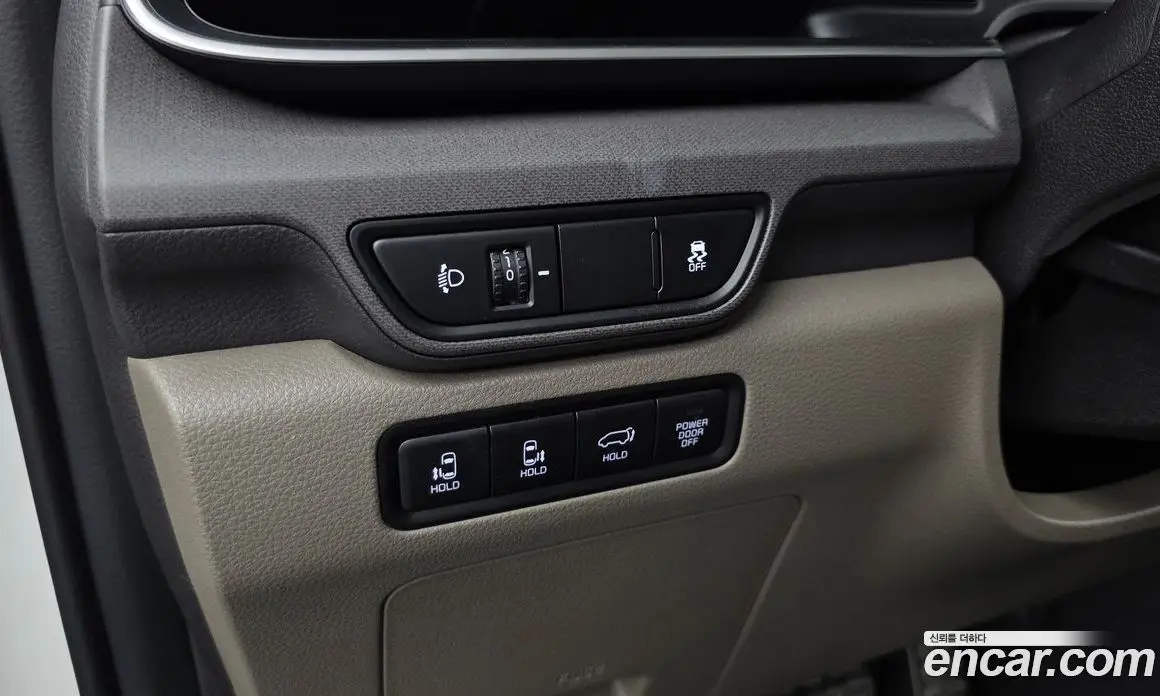 Kia Carnival 2024 1.6 автомат (гидро), фото 29