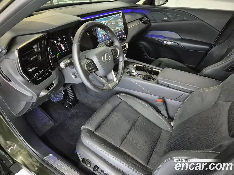 Lexus RX 2025 2.5 автомат (вариатор), фото 14 Lexus RX 2025 2.5 автомат (вариатор), фото 14