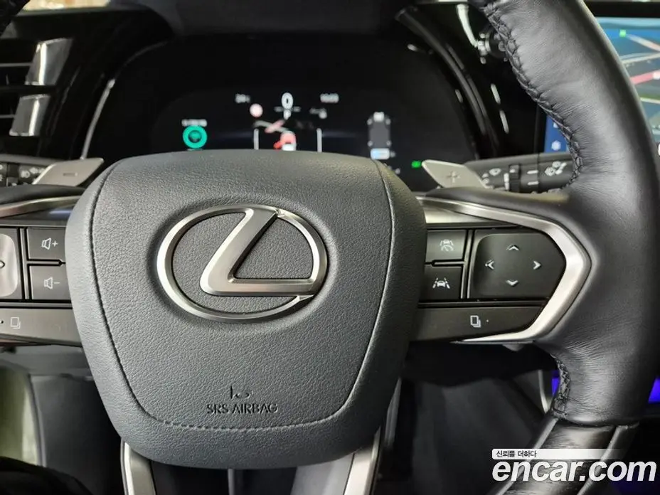 Lexus RX 2025 2.5 автомат (вариатор), фото 6 Lexus RX 2025 2.5 автомат (вариатор), фото 6