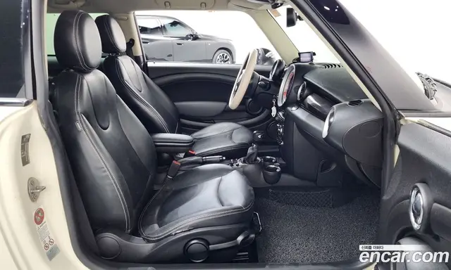 Mini Cooper 2012 2.0 автомат (гидро), миниатюра 11