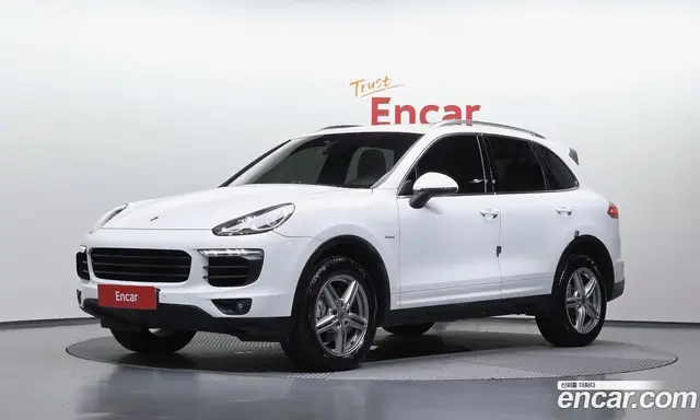 Porsche Cayenne, 2015, 110 273 км