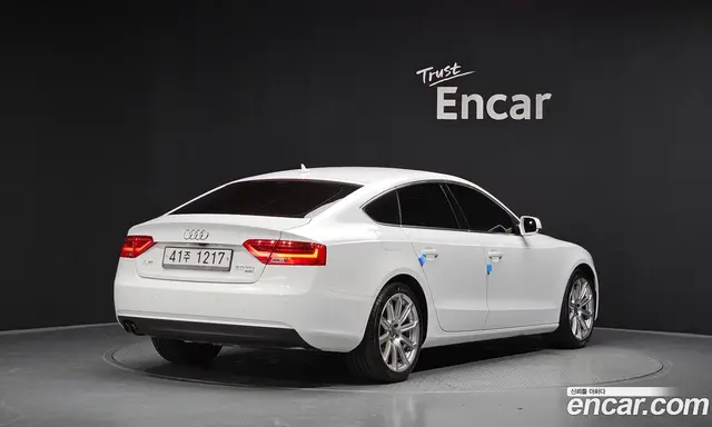 Audi A5 2013 2.0 автомат (гидро), миниатюра 2