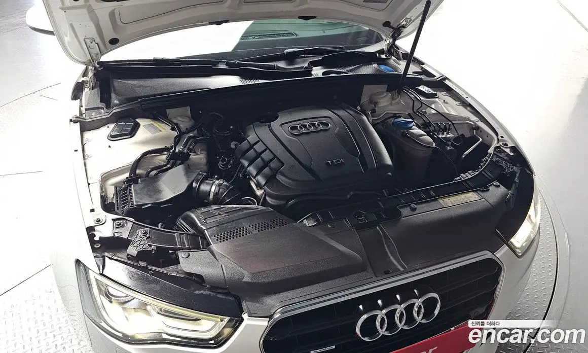 Audi A5 2013 2.0 автомат (гидро), фото 6