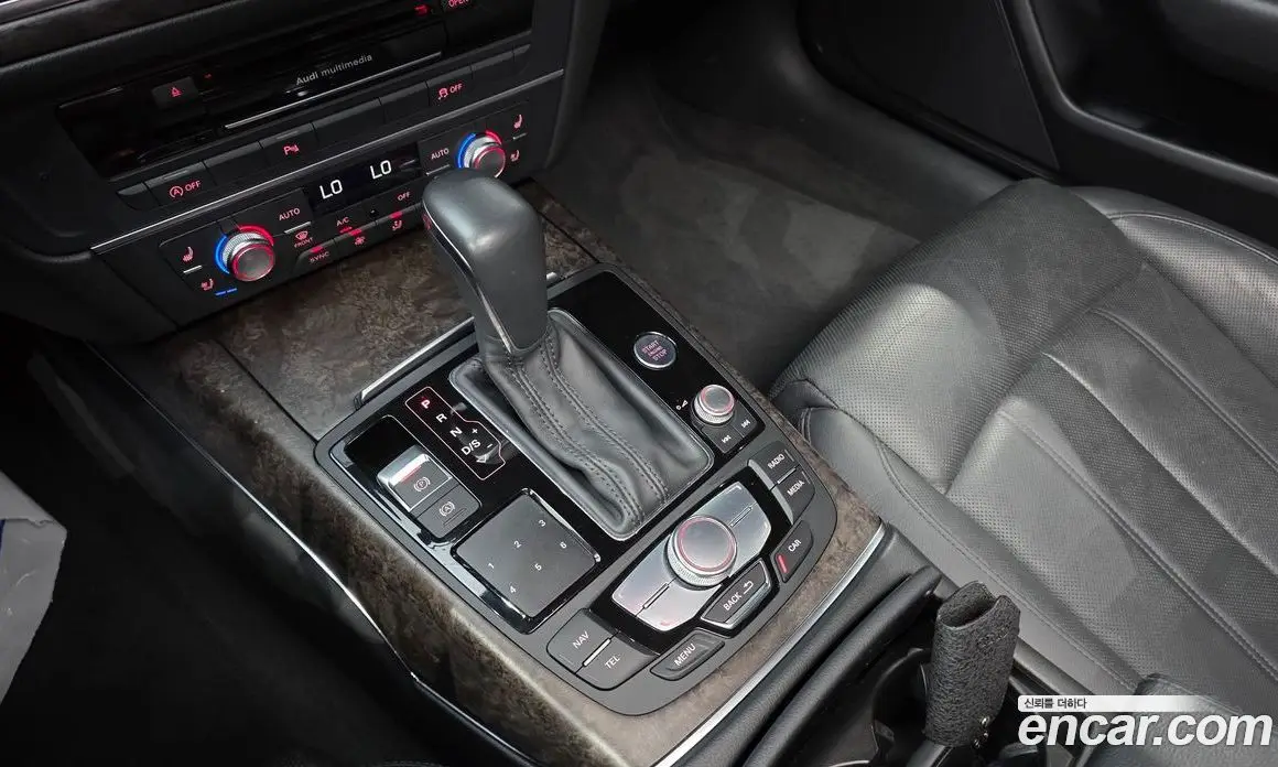 Audi A6 2018 2.0 автомат (гидро), фото 12