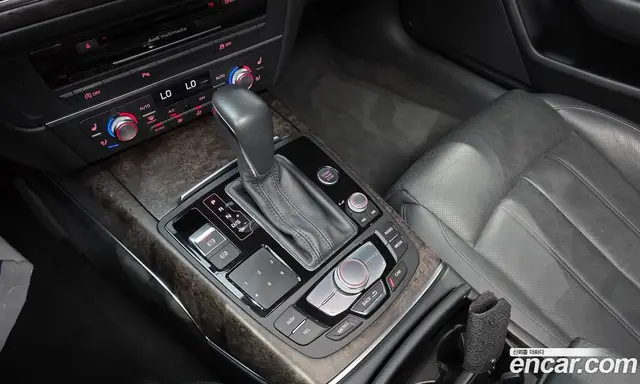 Audi A6 2018 2.0 автомат (гидро), миниатюра 12