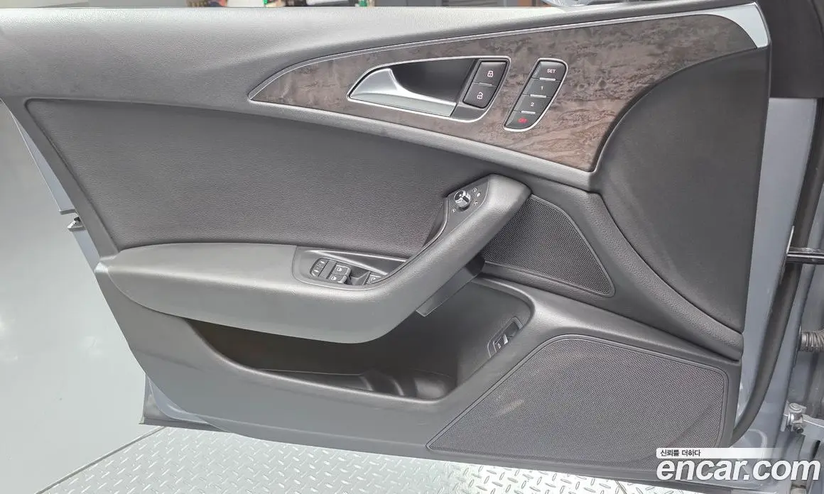 Audi A6 2018 2.0 автомат (гидро), фото 14