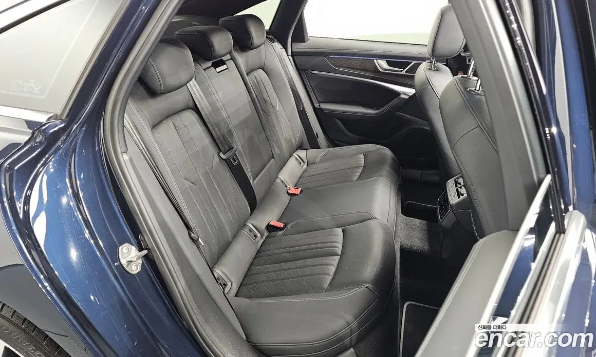 Audi A6 2021 3.0 автомат (гидро), фото 17