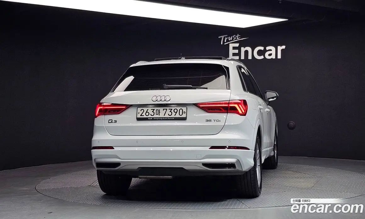 Audi Q3 2020 2.0 автомат (гидро), фото 4