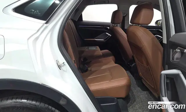 Audi Q3 2023 2.0 автомат (гидро), миниатюра 12