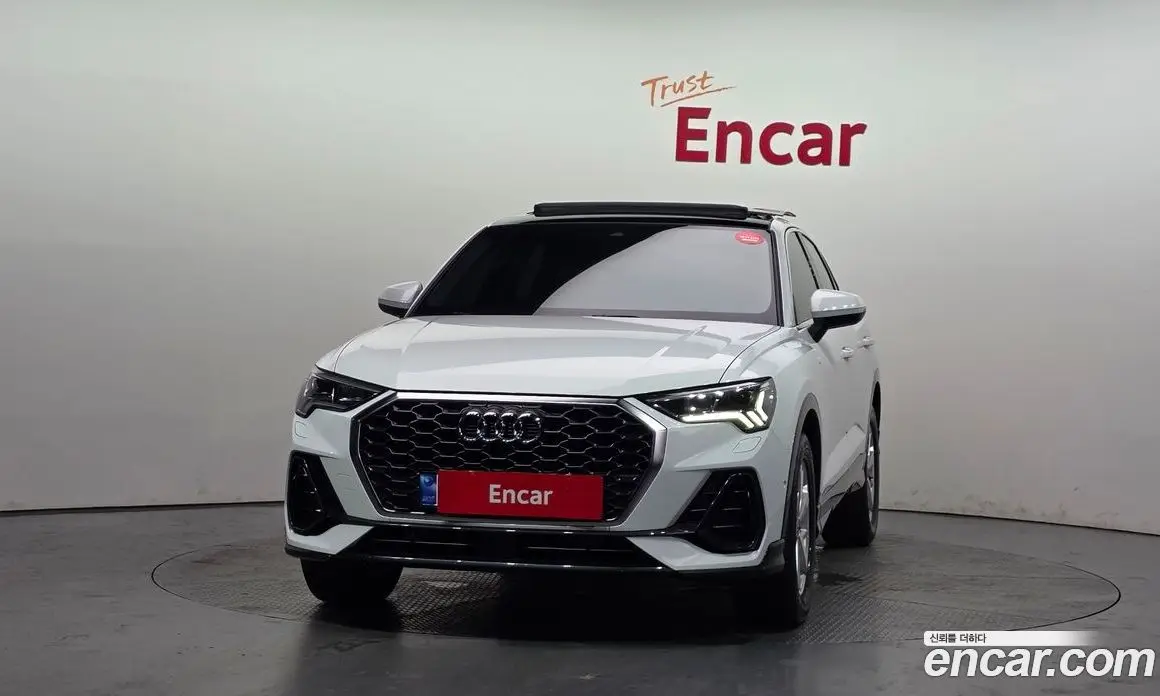 Audi Q3 2023 2.0 автомат (гидро), фото 3