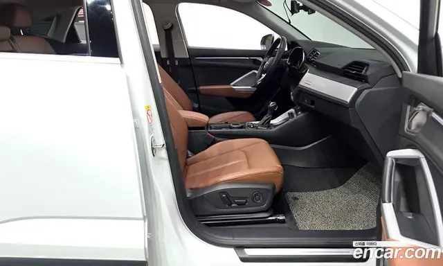 Audi Q3 2023 2.0 автомат (гидро), миниатюра 10
