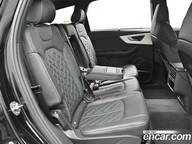 Audi Q7 2025 3.0 автомат (гидро), миниатюра 11