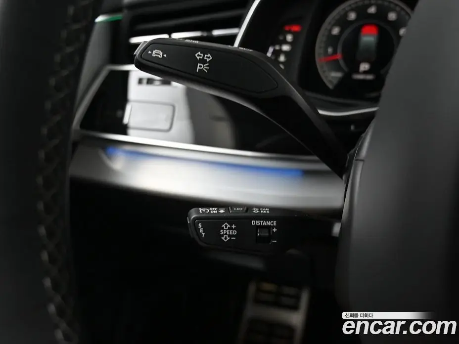 Audi Q7 2025 3.0 автомат (гидро), фото 14