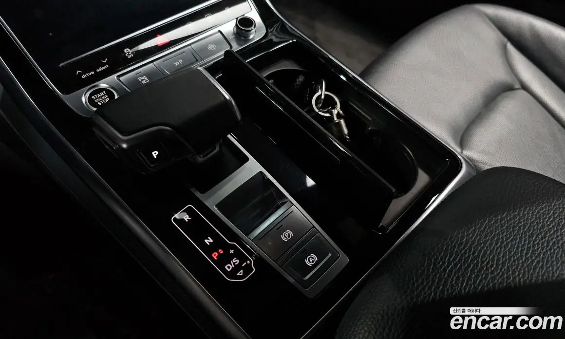 Audi Q8 2021 3.0 автомат (гидро), фото 12