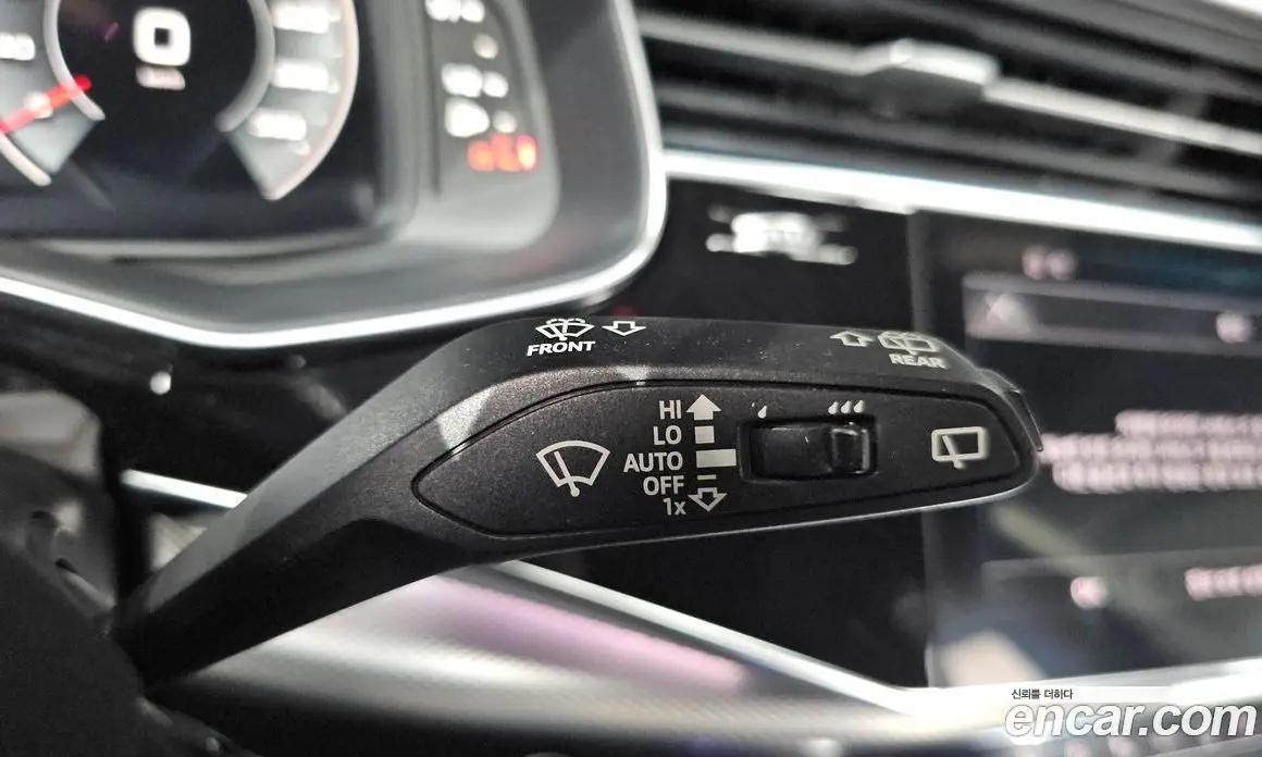 Audi Q8 2021 3.0 автомат (гидро), фото 31