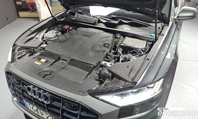 Audi Q8 2021 3.0 автомат (гидро), миниатюра 6
