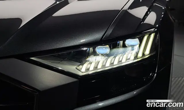 Audi Q8 2021 3.0 автомат (гидро), миниатюра 8