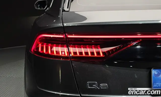 Audi Q8 2021 3.0 автомат (гидро), миниатюра 9