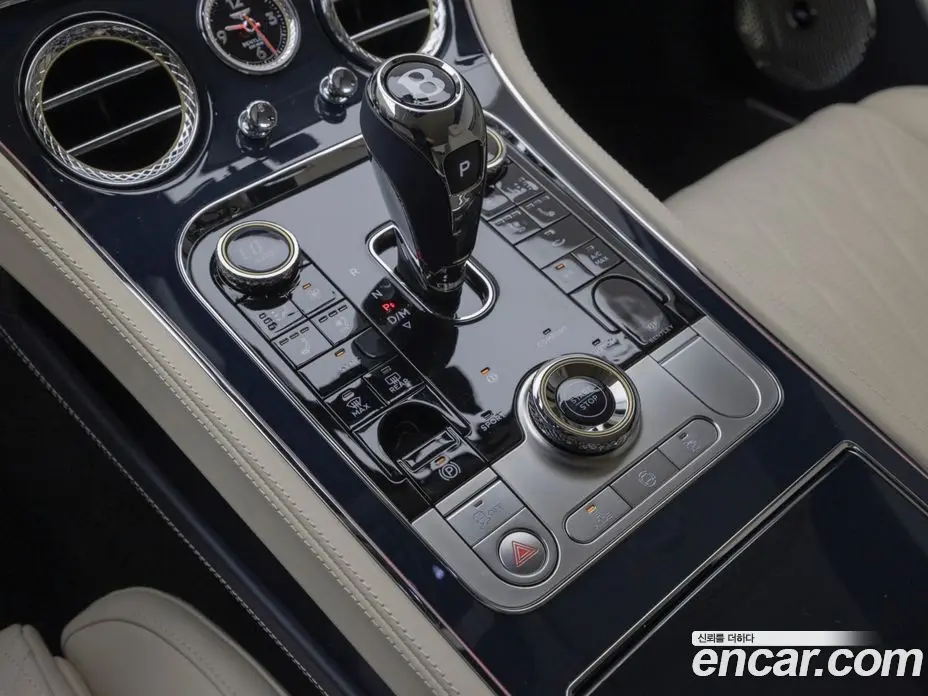 Bentley Continental 2025 4.0 автомат (гидро), фото 15 Bentley Continental 2025 4.0 автомат (гидро), фото 15