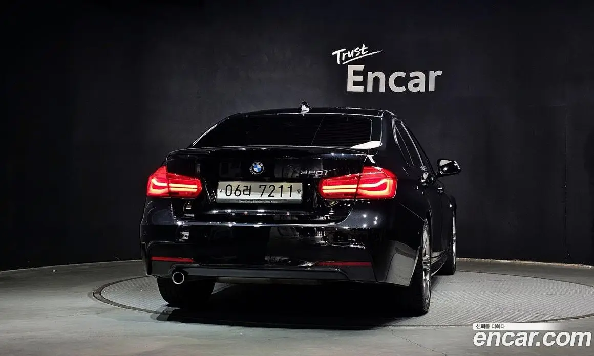 BMW 3 серия 2018 2.0 автомат (гидро), фото 4