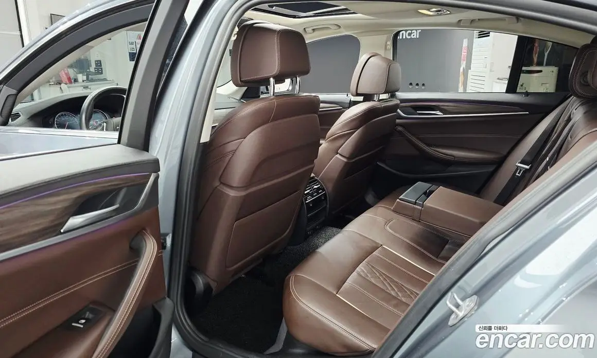 BMW 5 серия 2018 2.0 автомат (гидро), фото 17