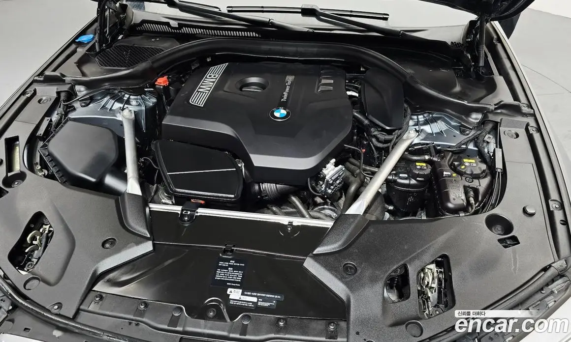 BMW 5 серия 2018 2.0 автомат (гидро), фото 6