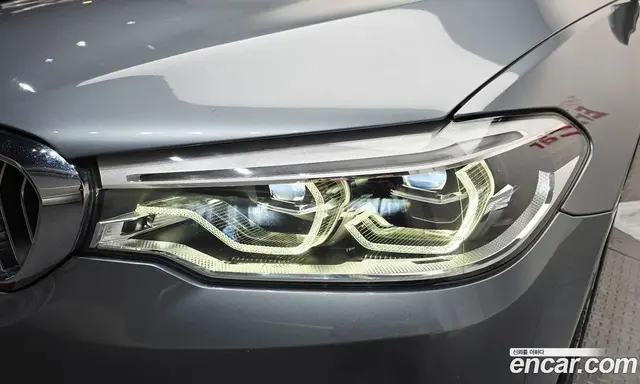 BMW 5 серия 2018 2.0 автомат (гидро), миниатюра 8