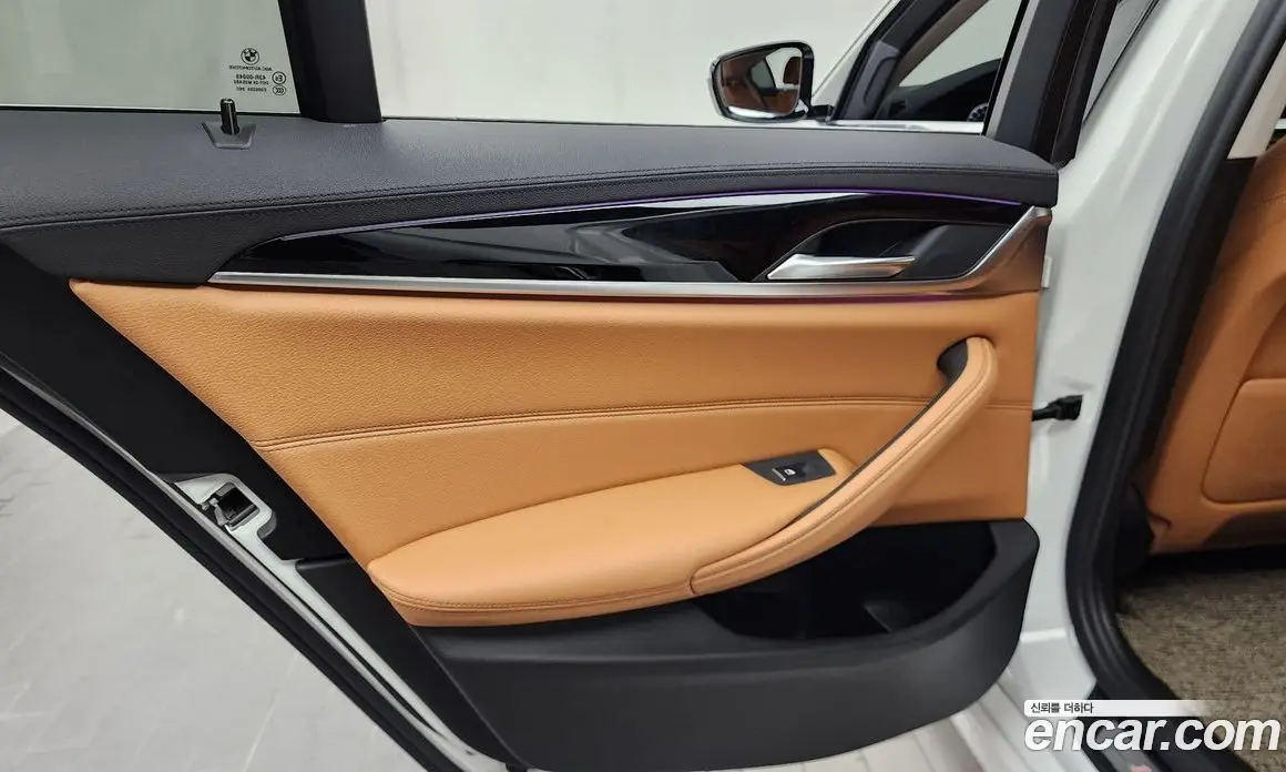 BMW 5 серия 2018 2.0 автомат (гидро), фото 15