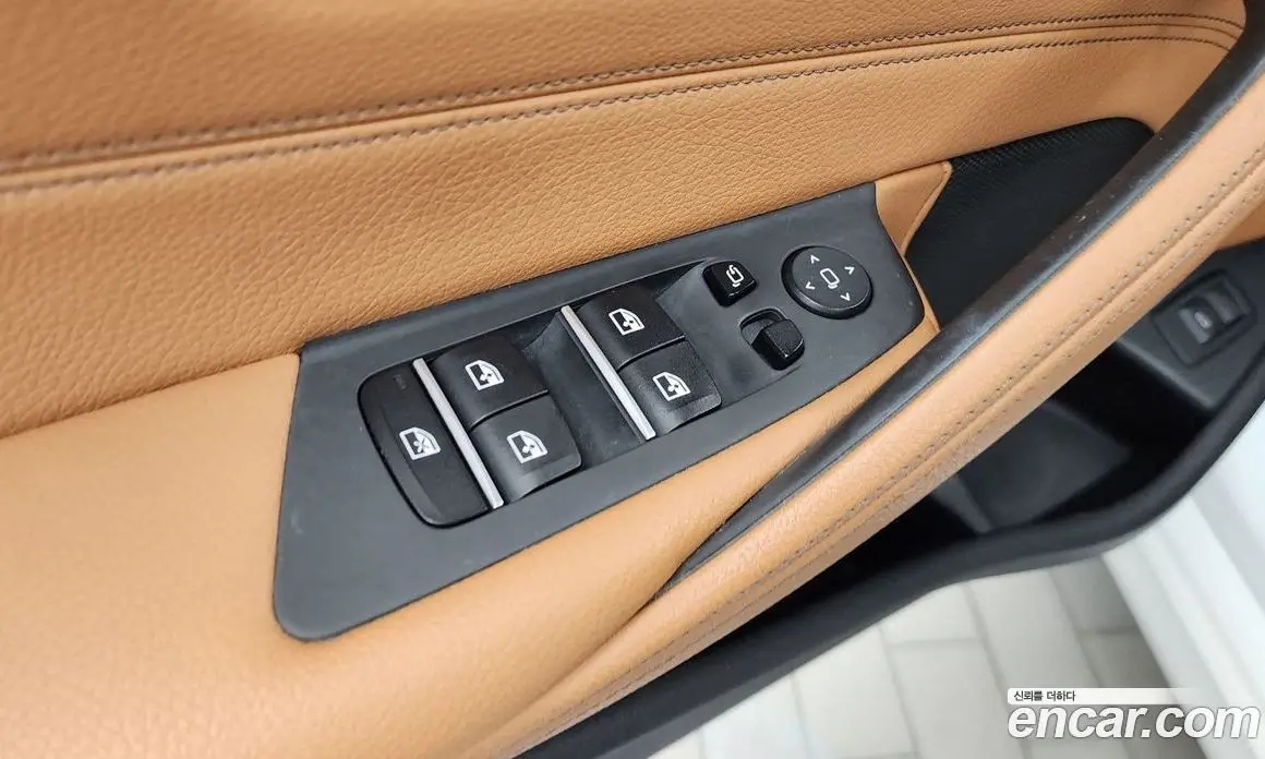 BMW 5 серия 2018 2.0 автомат (гидро), фото 28