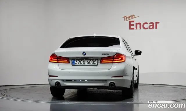 BMW 5 серия 2018 2.0 автомат (гидро), миниатюра 4