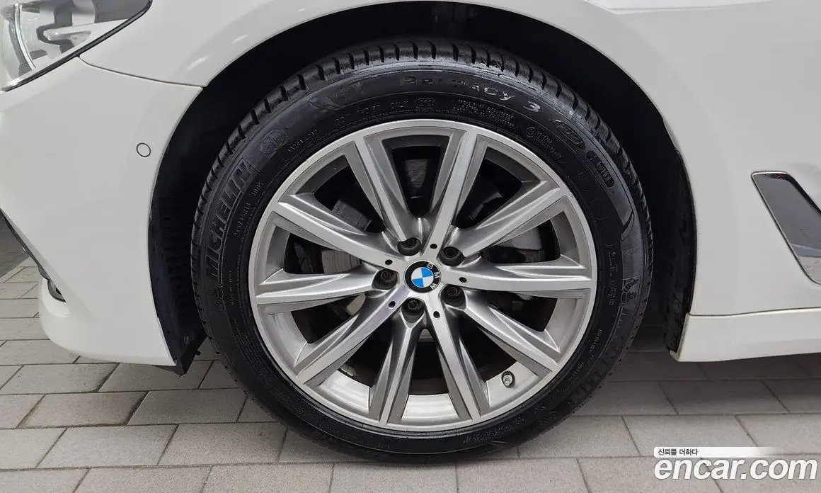 BMW 5 серия 2018 2.0 автомат (гидро), фото 5
