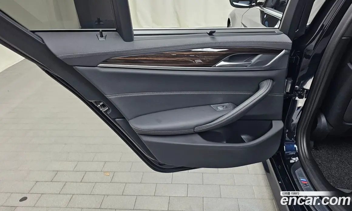 BMW 5 серия 2022 2.0 автомат (гидро), фото 15