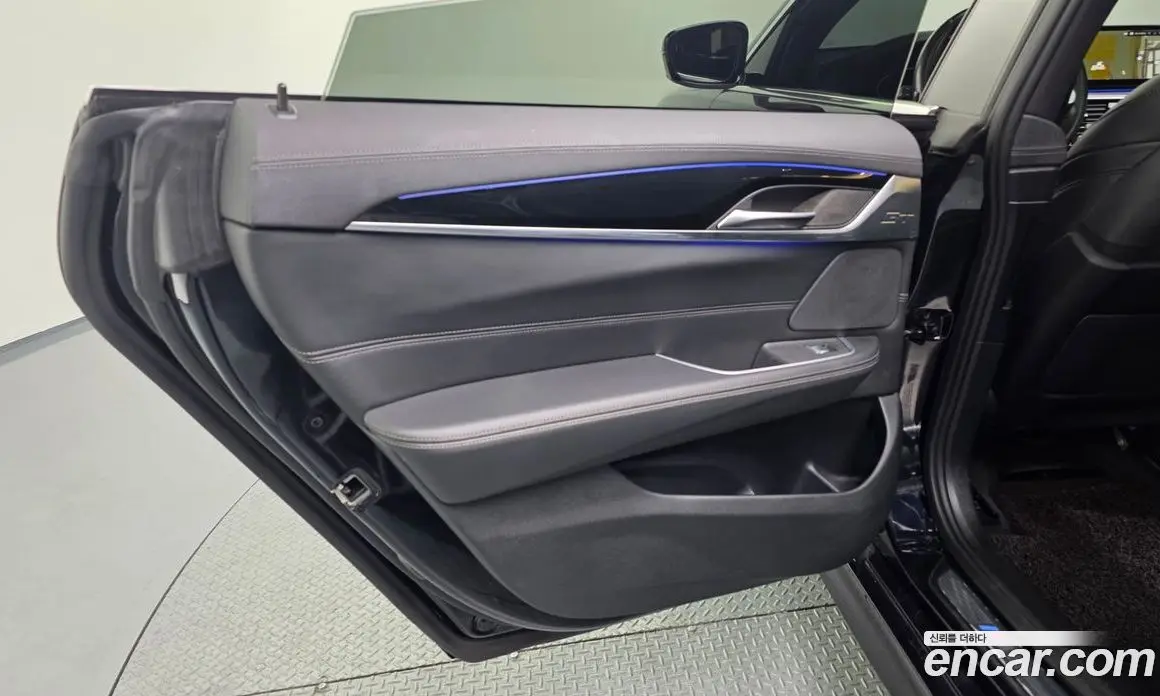 BMW 6 серия 2021 2.0 автомат (гидро), фото 15