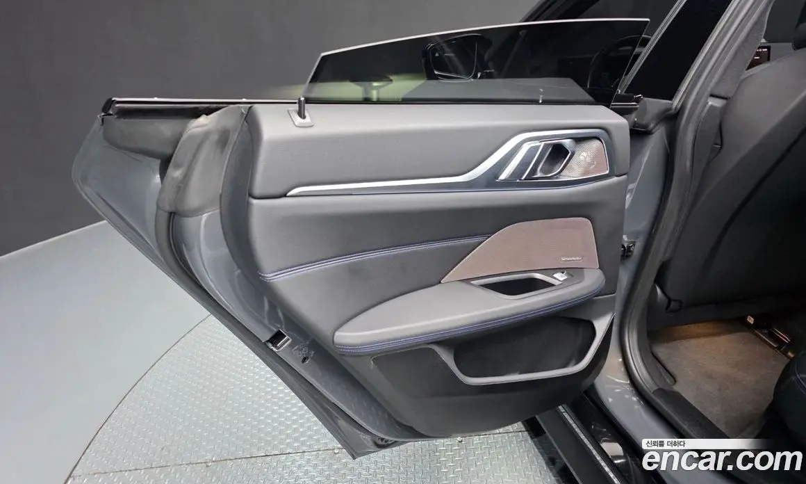 BMW i4 2023 0.2 автомат (гидро), фото 15
