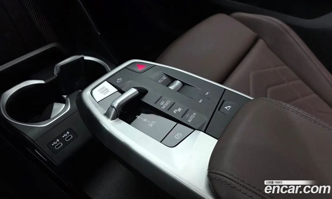 BMW X1 2024 2.0 автомат (гидро), фото 11