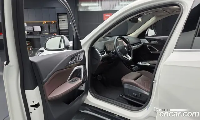 BMW X1 2024 2.0 автомат (гидро), миниатюра 12