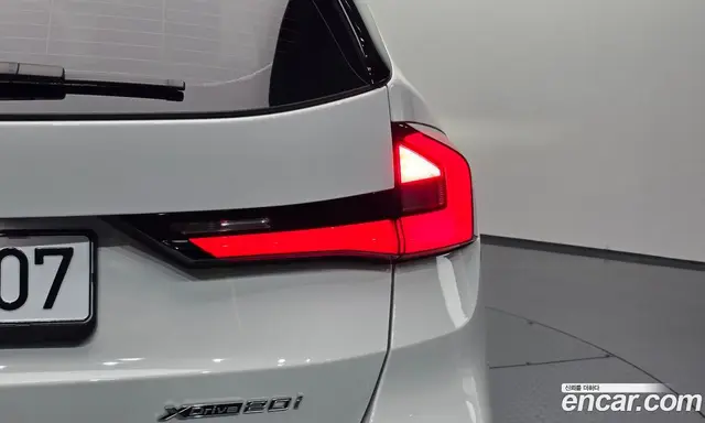 BMW X1 2024 2.0 автомат (гидро), миниатюра 8