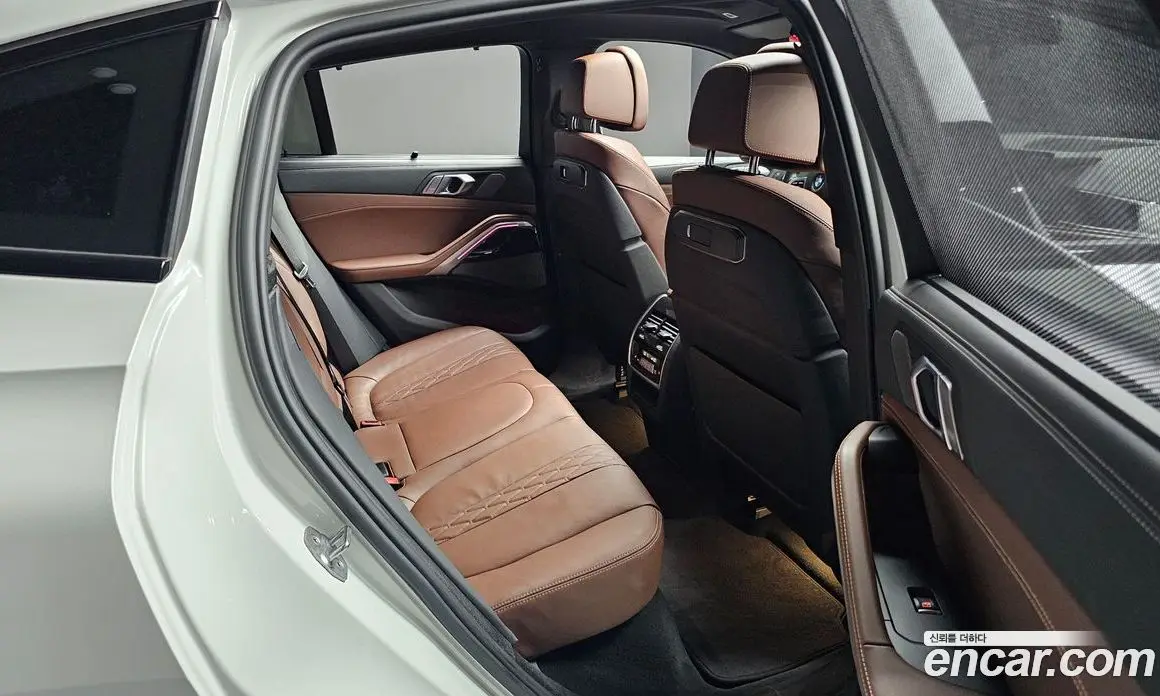 BMW X6 2023 3.0 автомат (гидро), фото 18