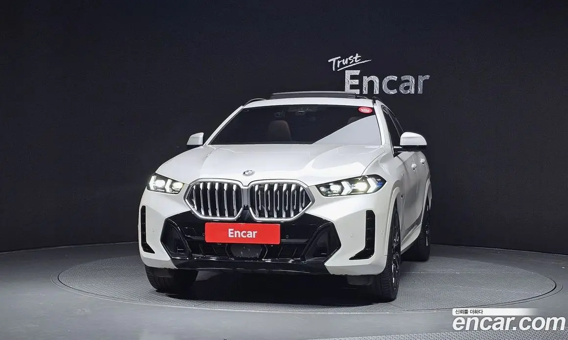 BMW X6 2023 3.0 автомат (гидро), фото 3