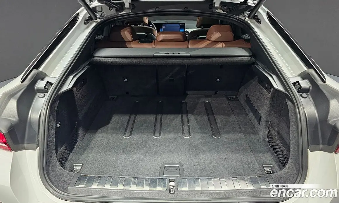 BMW X6 2023 3.0 автомат (гидро), фото 26