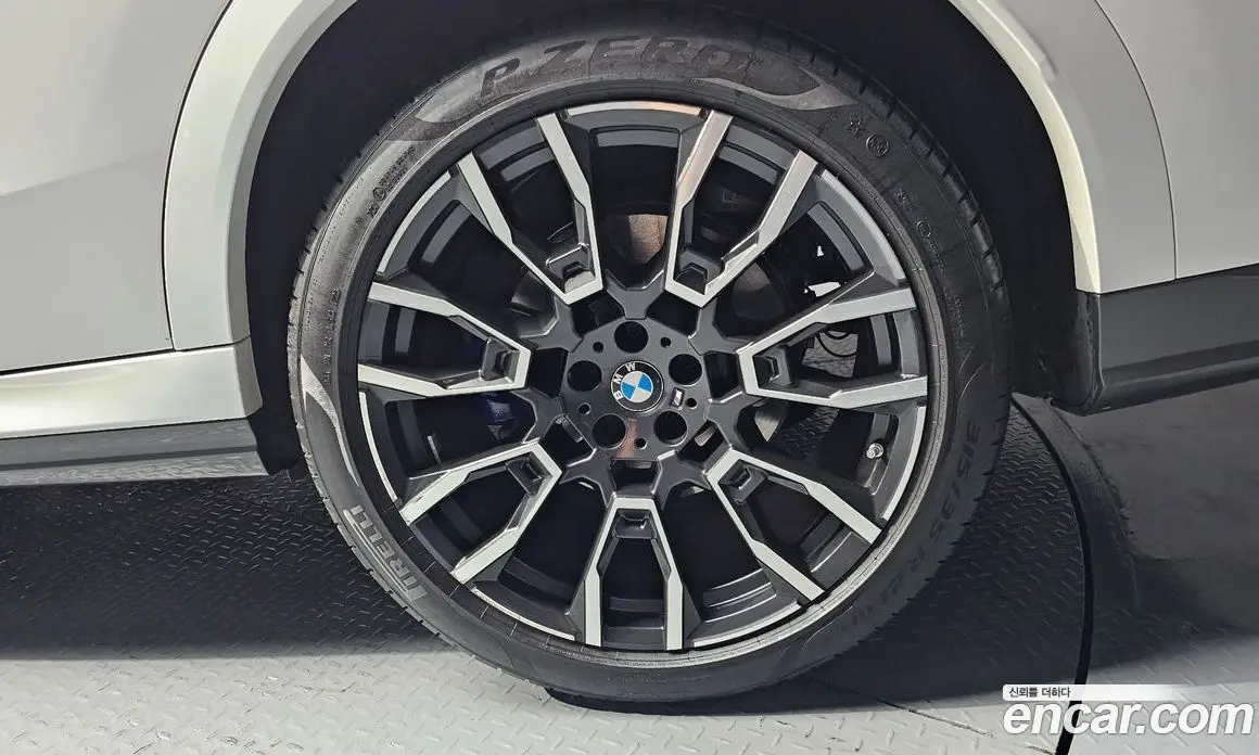 BMW X6 2023 3.0 автомат (гидро), фото 7