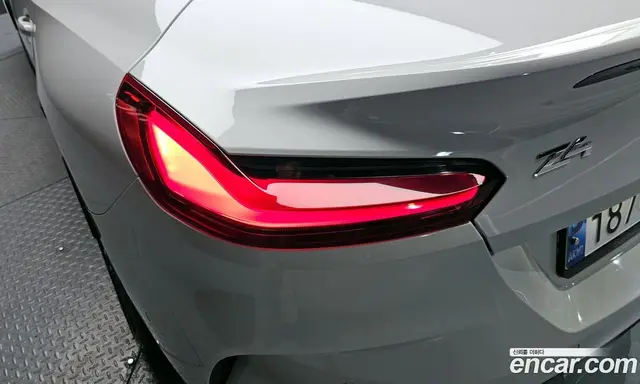 BMW Z4 2024 2.0 автомат (гидро), миниатюра 9
