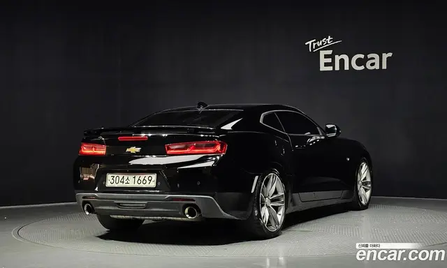 Chevrolet Camaro 2018 6.2 автомат (гидро), миниатюра 2