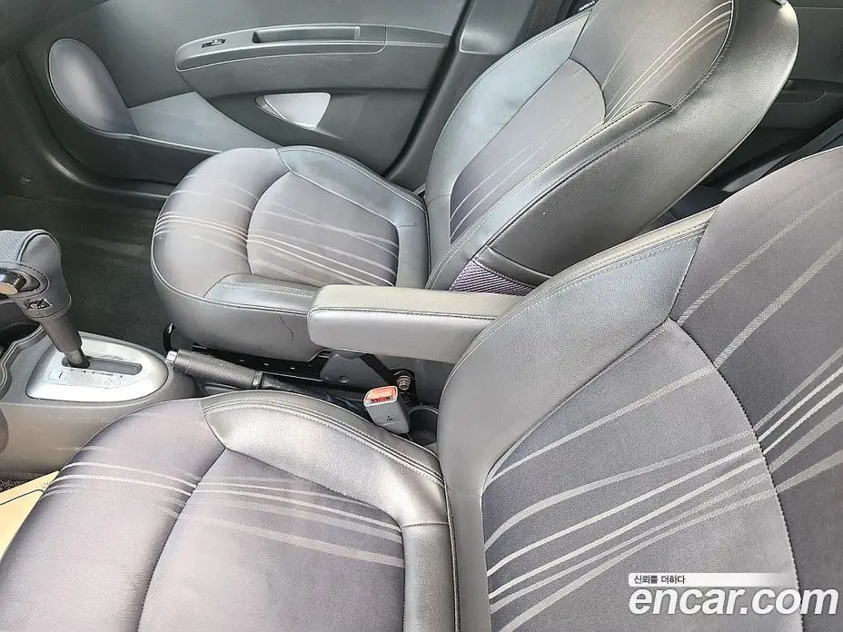 Chevrolet Spark 2012 1.0 автомат (гидро), фото 12