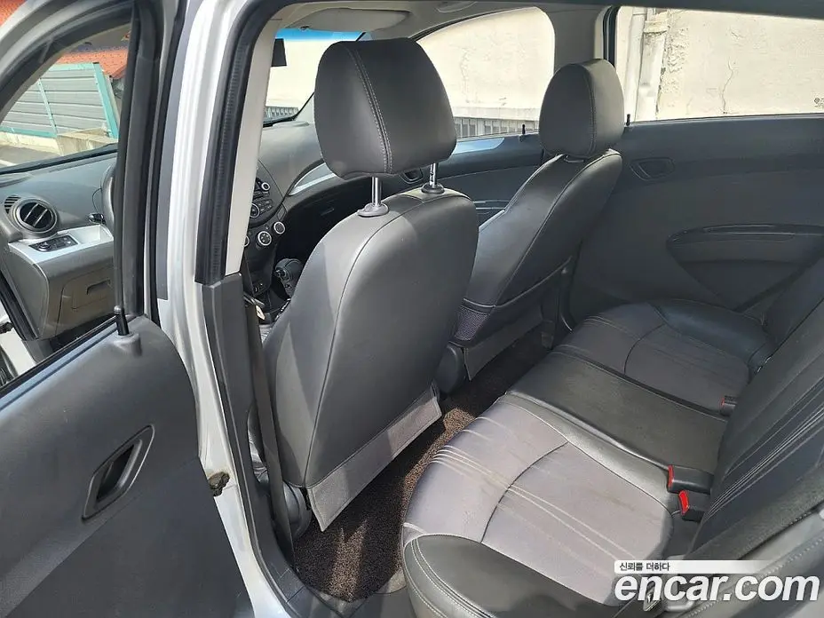 Chevrolet Spark 2012 1.0 автомат (гидро), фото 13