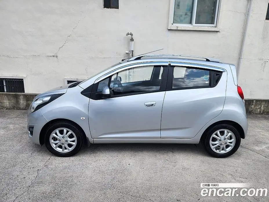 Chevrolet Spark 2012 1.0 автомат (гидро), фото 3