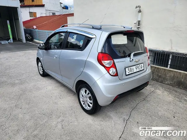 Chevrolet Spark 2012 1.0 автомат (гидро), миниатюра 4