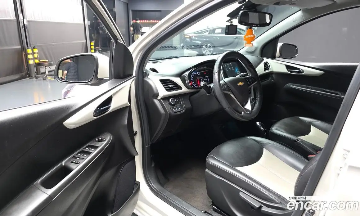 Chevrolet Spark 2015 1.0 автомат (гидро), фото 10